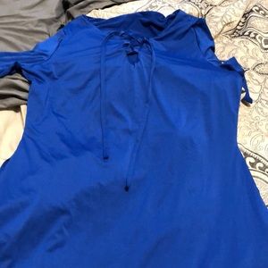 Long short sleeve shirt with spilts on both sides